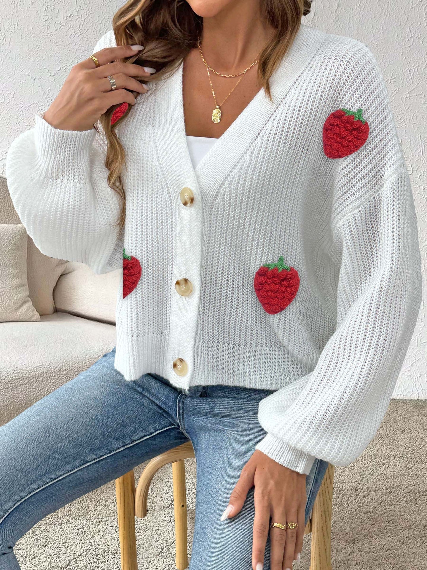 Cardigan en maille avec motifs fruités brodés